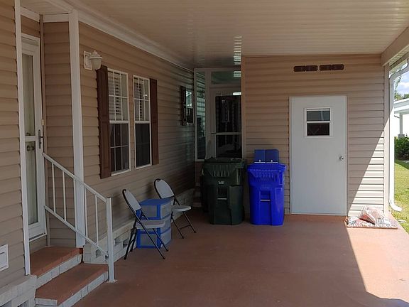 3rd image of 377 Katie Ave