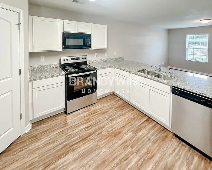224 Indian Lake Trl — Photo 8