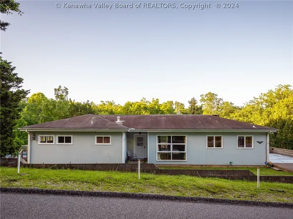 1524 Skyline Rd, Charleston, WV 25314