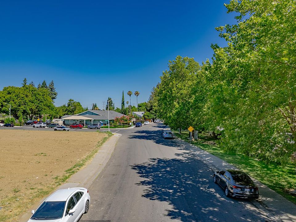 1st image of 2391 Northview Dr