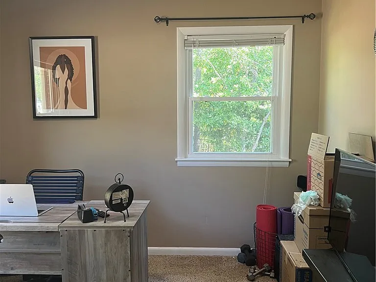 1526 Trevino Dr — Photo 10