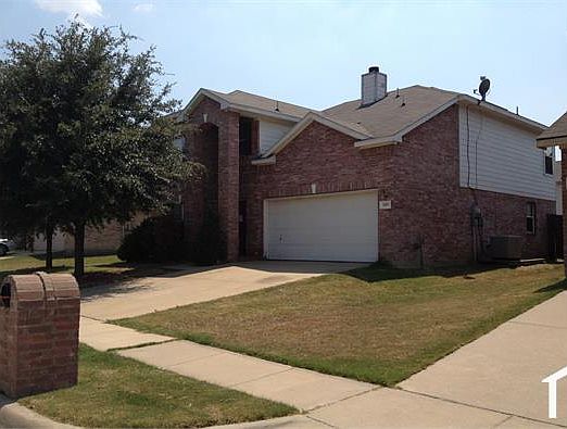 1st image of 137 Lincoln Ln