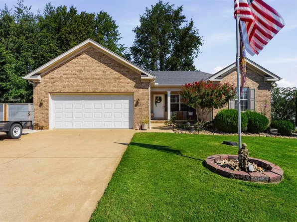 211 Logan Ln, Franklin, KY 42134