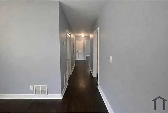 4 bed, $2,000 — Photo 4