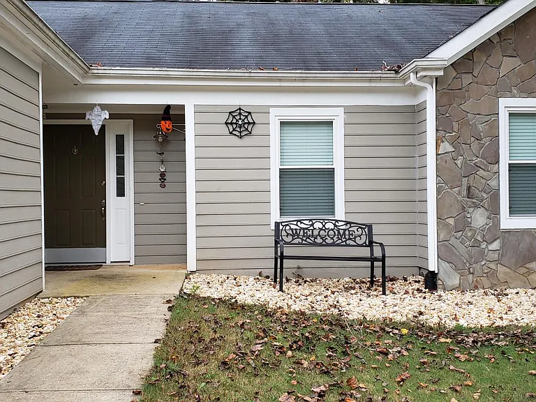 10500 Summer Creek Dr — Photo 3