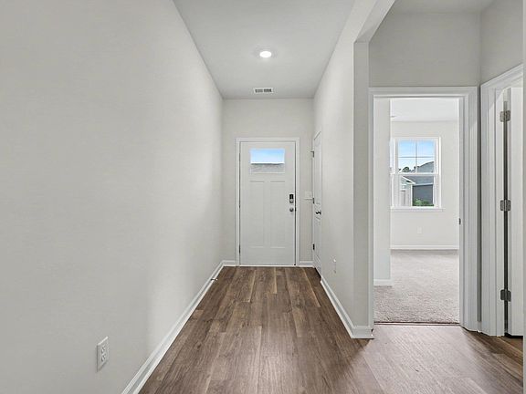 4th image of 286 Ridley St