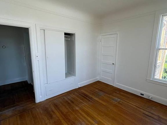 5th image of 518 Visitacion Ave #518