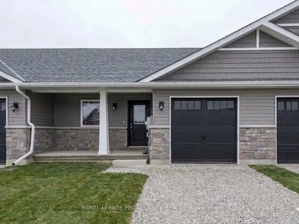 121 Farrington Cres, Prince Edward County, ON K0K 2T0