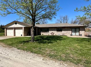 5730 N Kircher Rd, Columbia, MO 65202