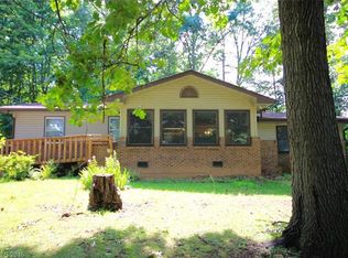 31 Singing Pines Dr, Candler, NC 28715