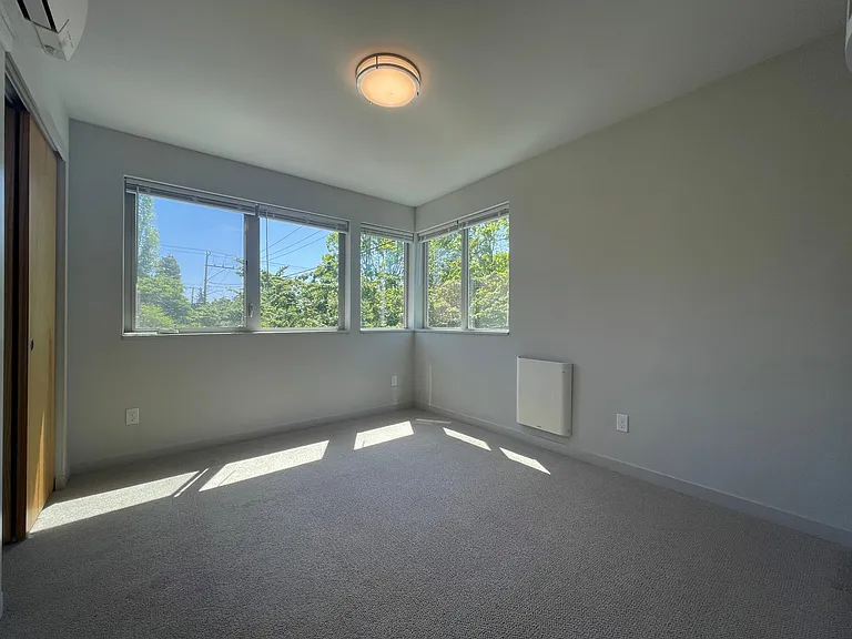 2/F bedroom 1