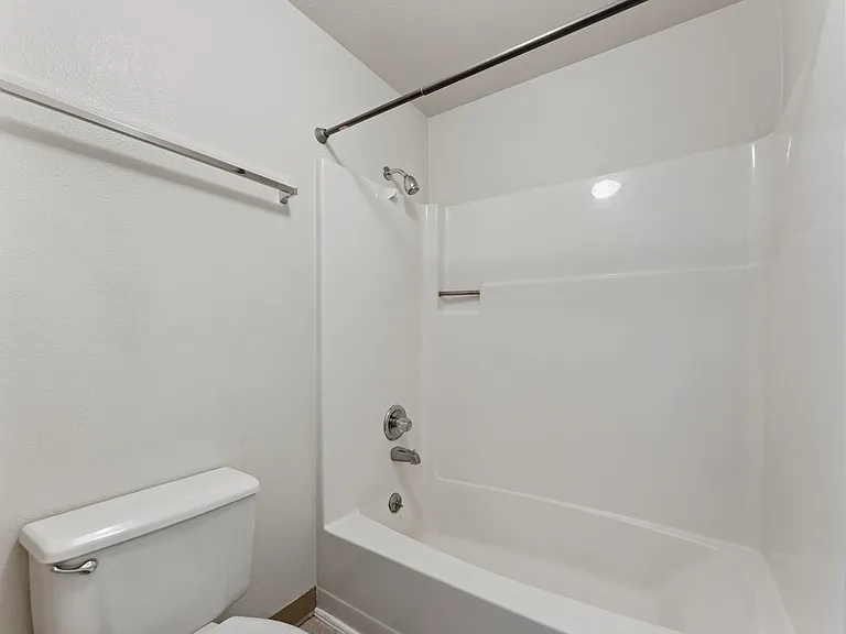 7050 SW 174th Ave — Photo 23