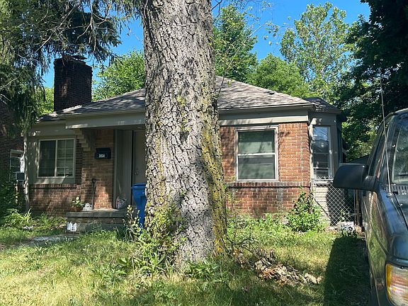2nd image of 26534 N River Park Dr