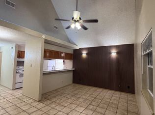 2701 E Montgomery St #9, Laredo, TX 78043