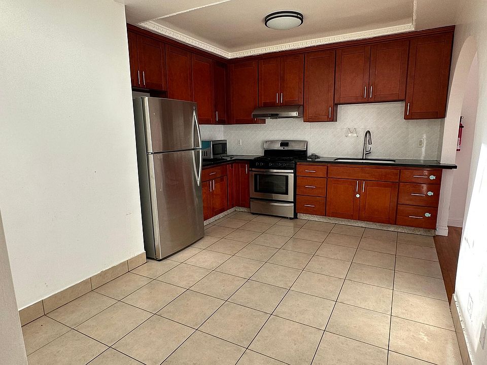 1st image of 2439 Alemany Blvd