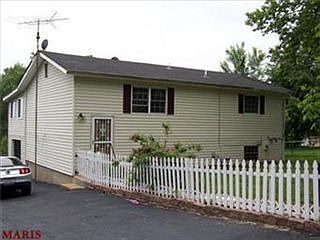 1st image of 4156 Lakeview Dr