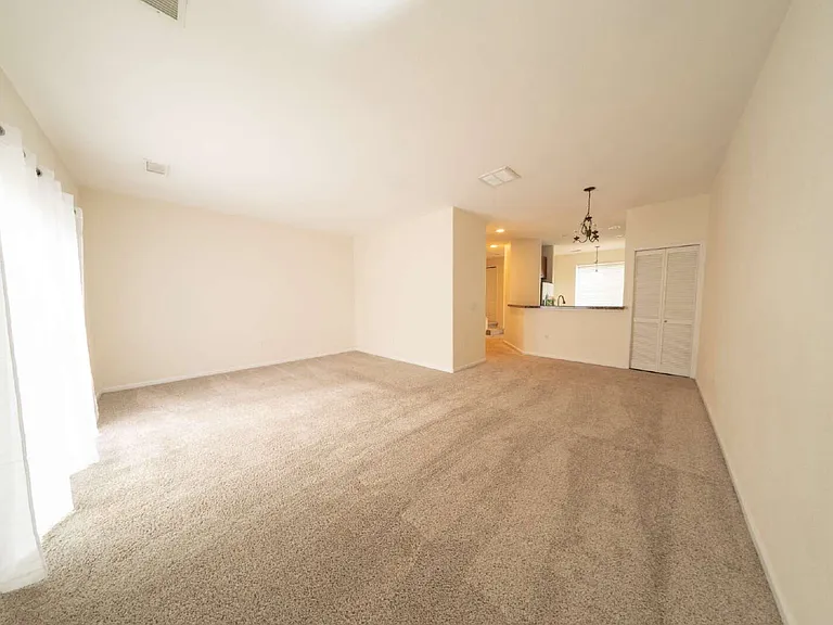 12780 Ivanhoe St — Photo 6