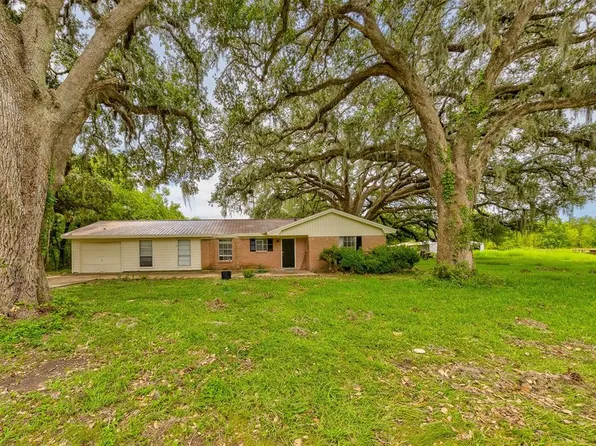 240 County Road 375, Sweeny, TX 77480