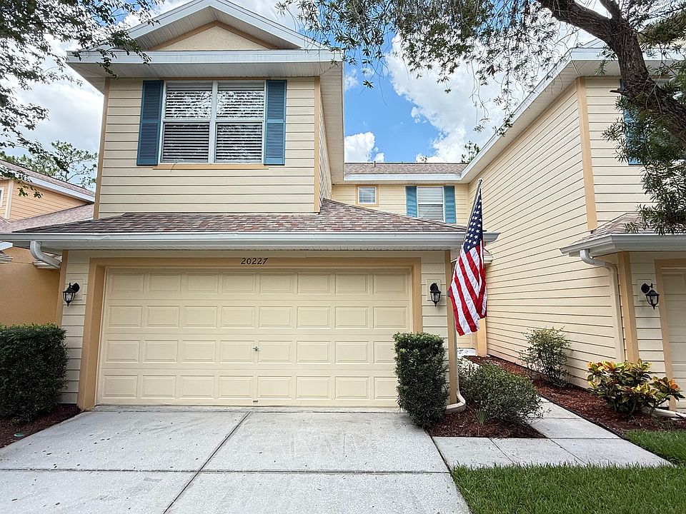 1st image of 20227 Vintage Oaks Pl