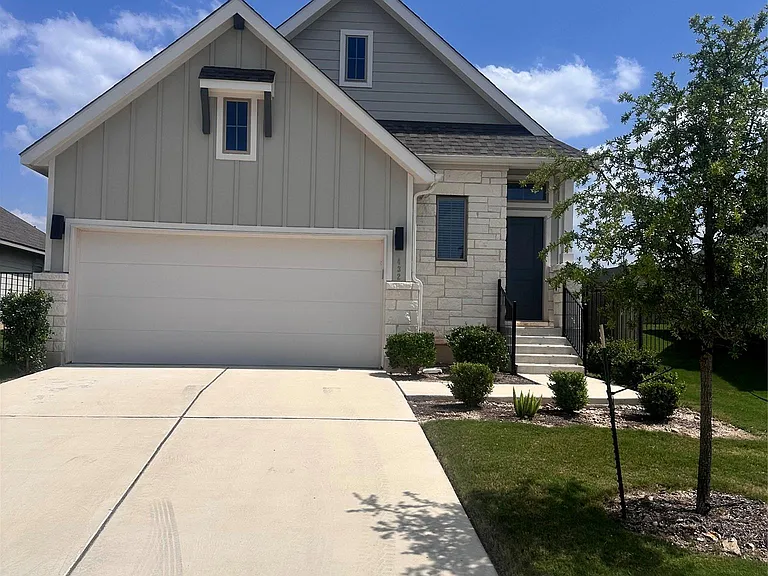 432 Los Olives Ln — Photo 1