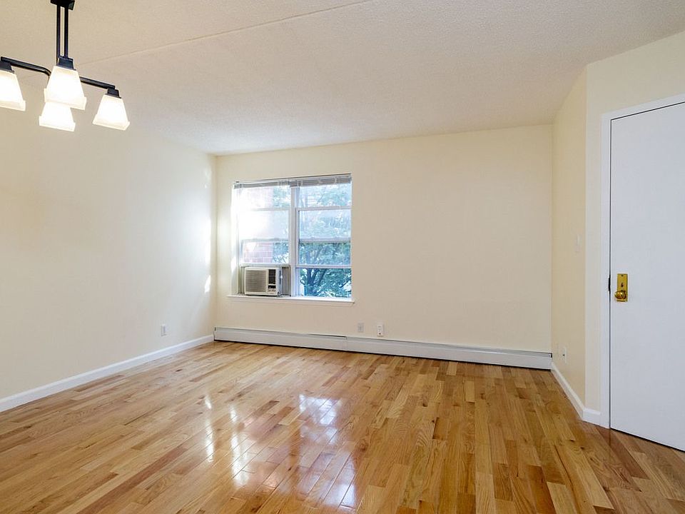 1st image of 147 W 117th St APT 1