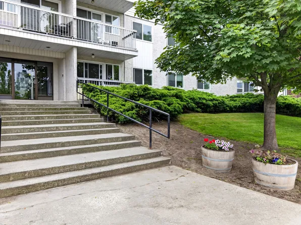 625 Rowcliffe Ave Unit 108, Kelowna, BC V1Y 5Y8