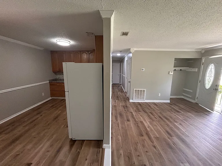 3303 Alyci Dr NW — Photo 2