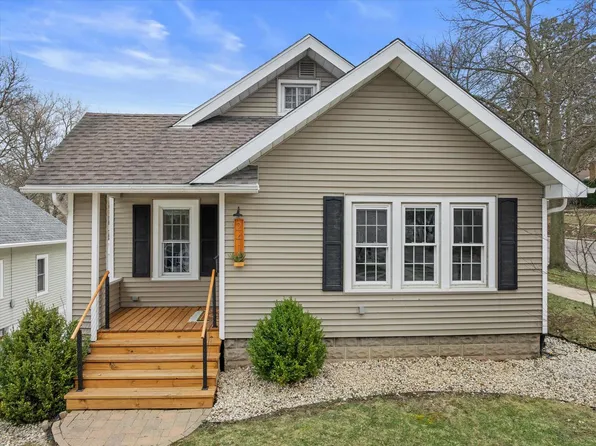 241 South Charles STREET, Waukesha, WI 53186