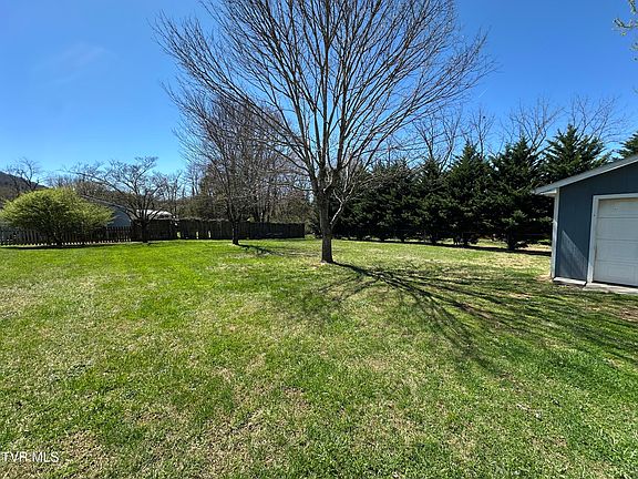 5th image of 106 Buffalo Ct