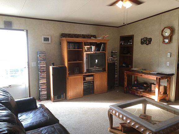 2nd image of 226 Blanco Dr