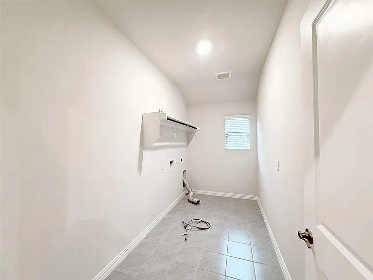1909 Canyon Ln — Photo 20