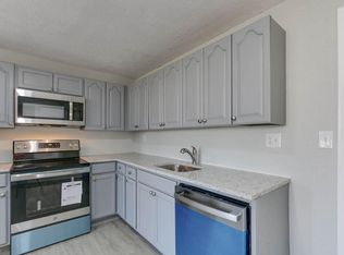 1521 Vine St, Norfolk, VA 23523