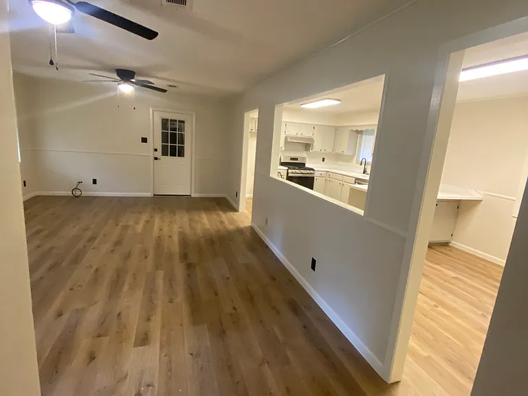 343 Caples Rd — Photo 2
