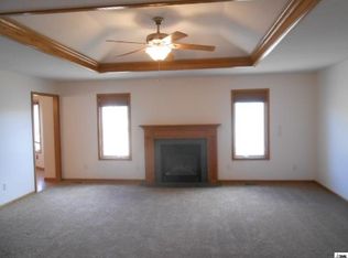 4424 SW Misty Harbor Ave, Topeka, KS 66610