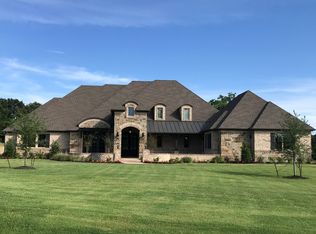 10428 Legacy Estates Dr, Burleson, TX 76028