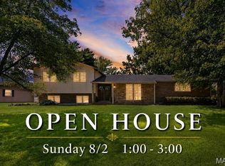 190 Sandy Shore Dr, Granite City, IL 62040