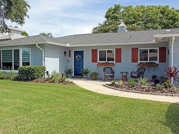 4th image of 4452 Clearwater Harbor Dr N