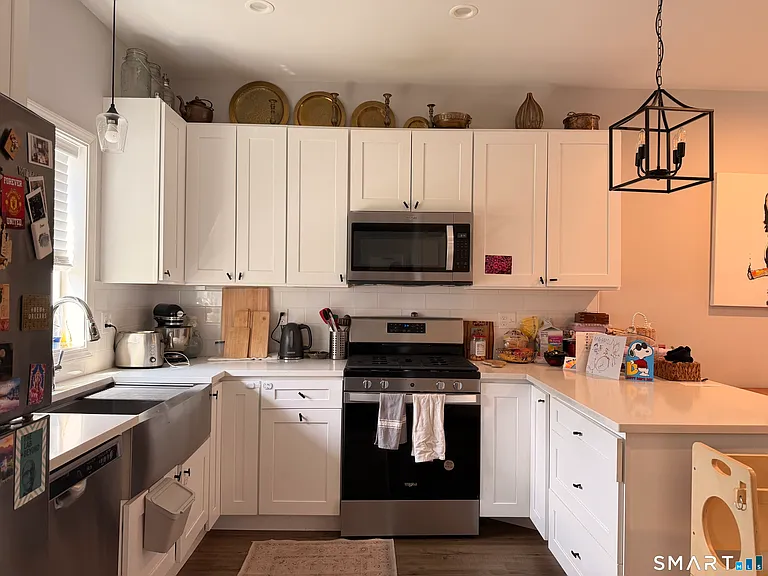 315 Humphrey St #C — Photo 3