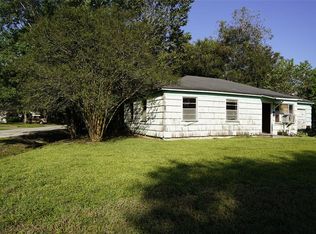 9526 Fairland Dr, Houston, TX 77051