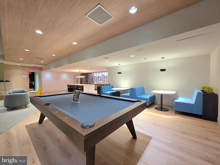 16 S Van Dorn St #101 — Photo 37