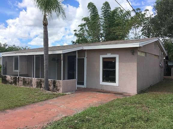 2nd image of 7014 Aspen Ave