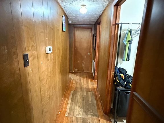 4th image of 6218 Old Evergreen Rd