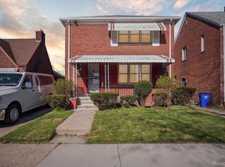 19351 Cliff St, Detroit, MI 48234