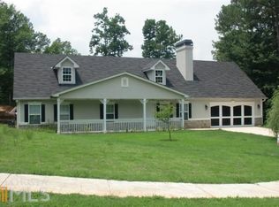 566 Cotton Creek Ln, Winder, GA 30680
