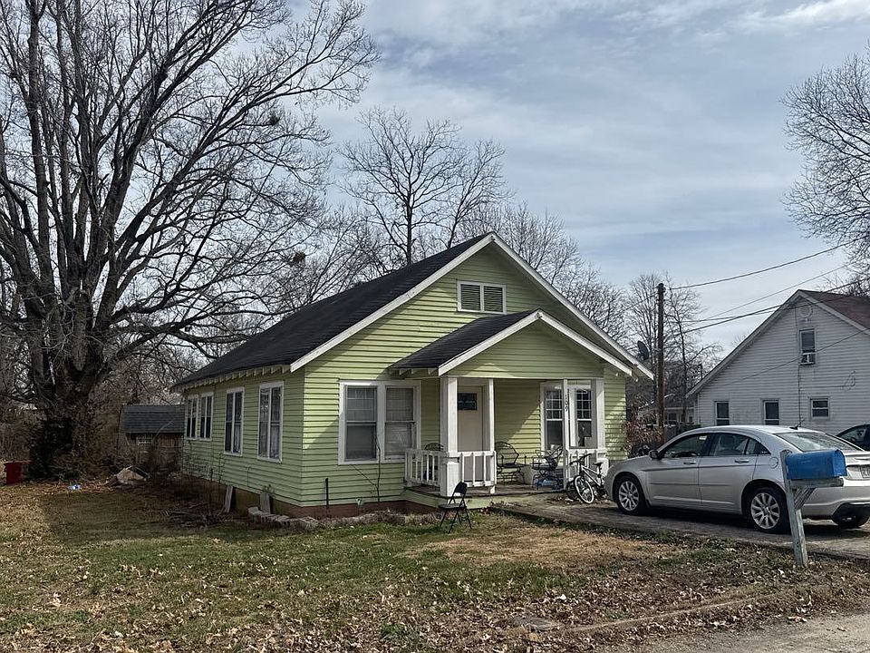 2nd image of 109 S Catalpa St