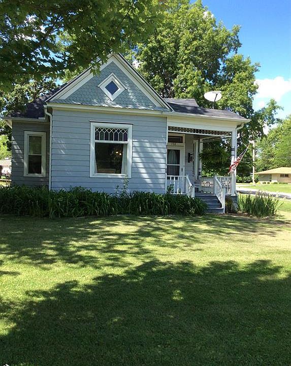 702 W Main St, Lamoni, IA 50140 MLS 6313112 Zillow