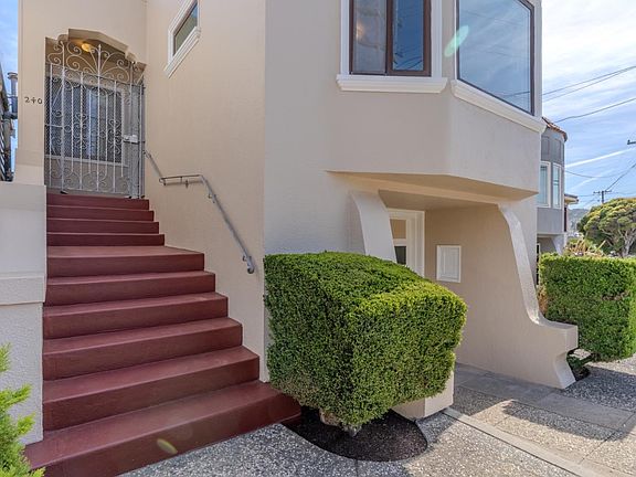 3rd image of 240 Santa Rosa Ave