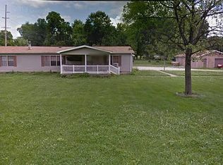 270 E 3rd St, Clinton, IN 47842