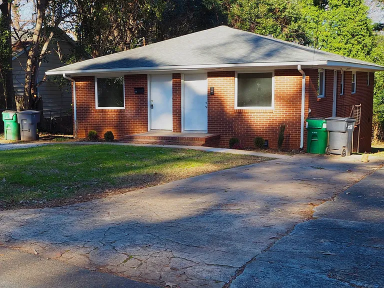 3415 June Dr — Photo 8