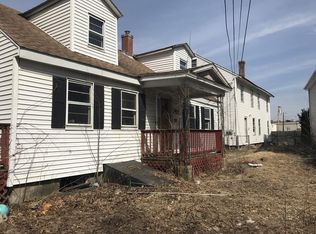 8 Washburn St, Worcester, MA 01610